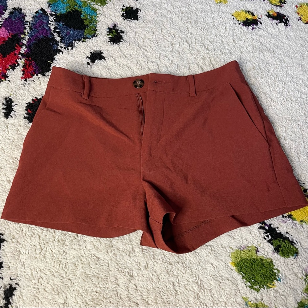 80s retro mid rise burnt orange shorts